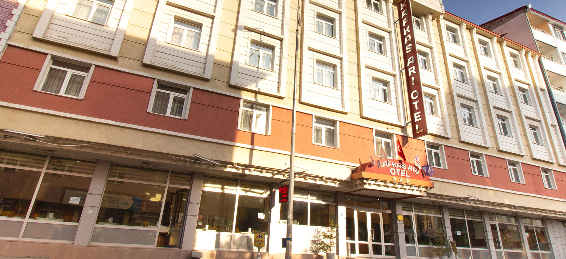 Kafkas Arı Otel